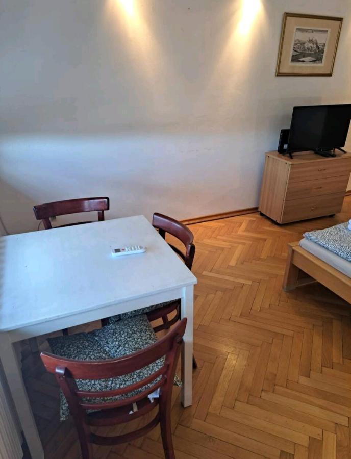 Apartman Milica 2023 Белград Екстер'єр фото